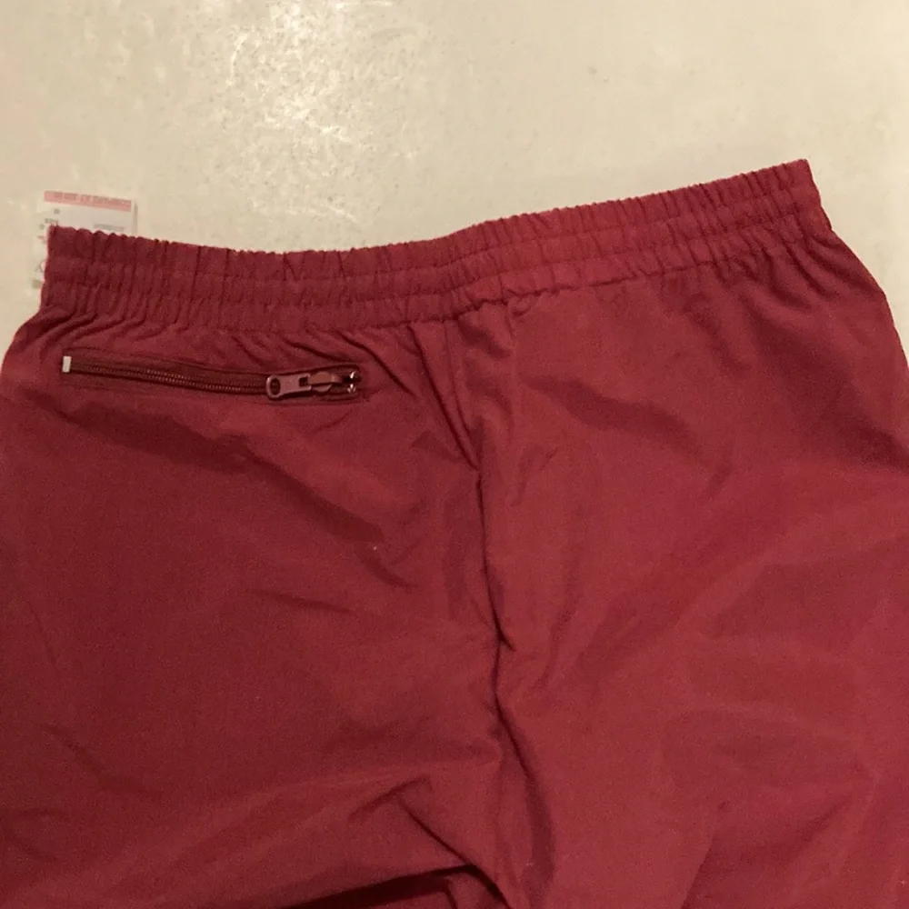 NWT Men’s Burgundy Golf Pants, Drawstring +Elastic Waist; Adjustable Ankles; SzM